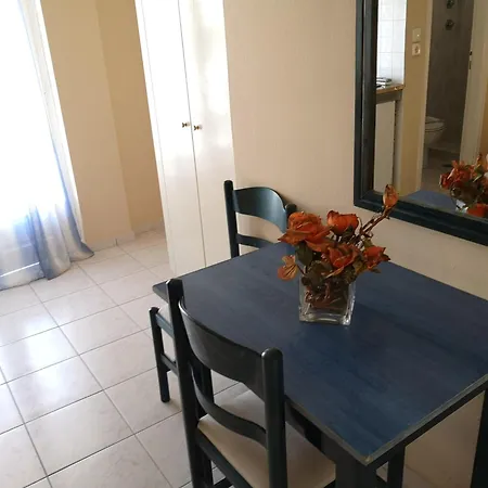 Sea And Sun Erato Loutra Aidhipsou