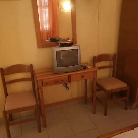 Sea And Sun Erato Loutra Aidhipsou